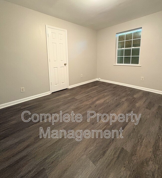 Building Photo - 820 17th St Ensley