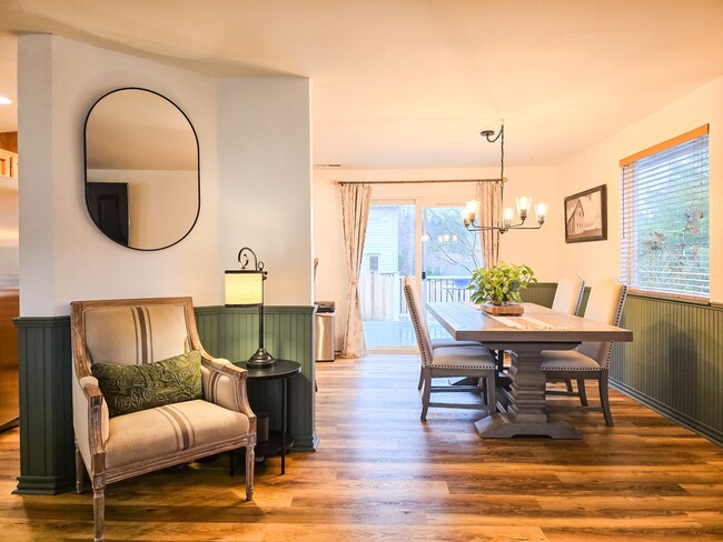 Building Photo - Gleneagle Rambler