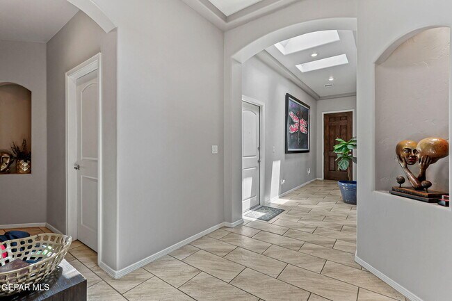 Building Photo - 7425 Autumn Sage Dr
