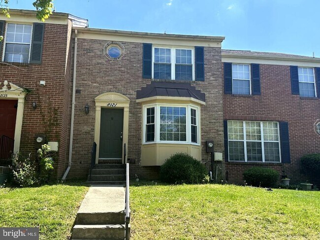 Building Photo - 8121 Fenwick Ct