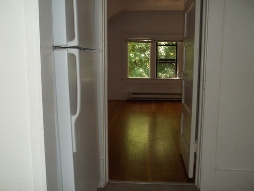 Building Photo - 1-154 Monroe St