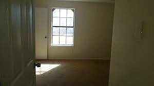 Building Photo - 812 Quinette Dr