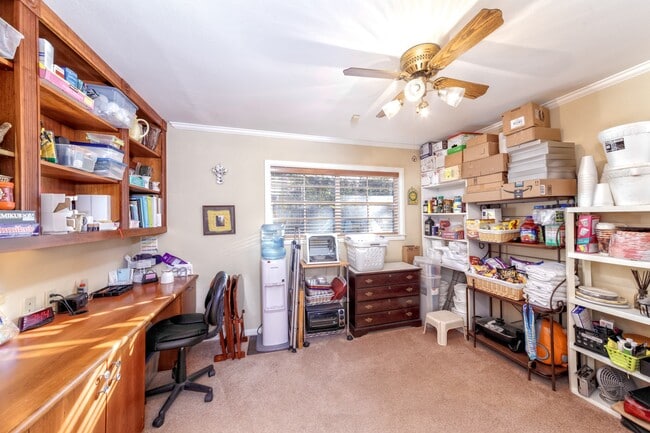 Building Photo - 11407 S Chestwood Dr