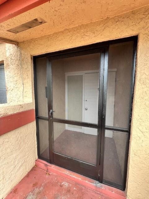 Building Photo - 8331 SW 39th Ct