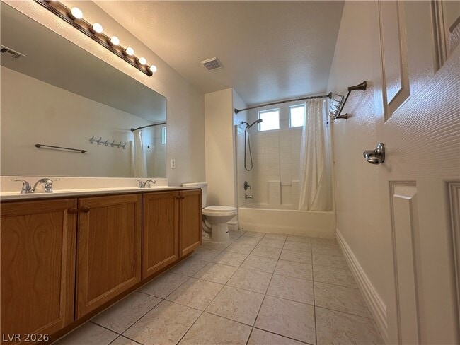 Building Photo - 9763 Waukegan Ave