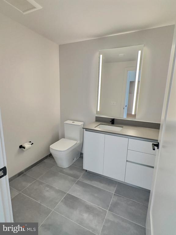 Building Photo - 3130 Potomac Ave