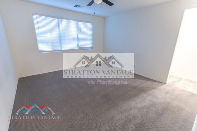 Building Photo - 1953 W Kinfield Trail