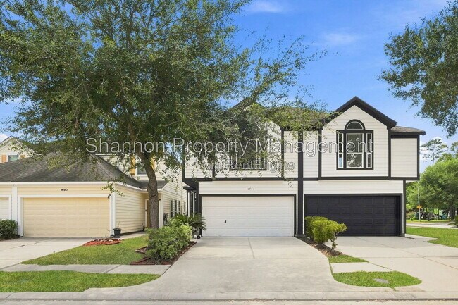 Building Photo - 16551 Pentonshire Ln