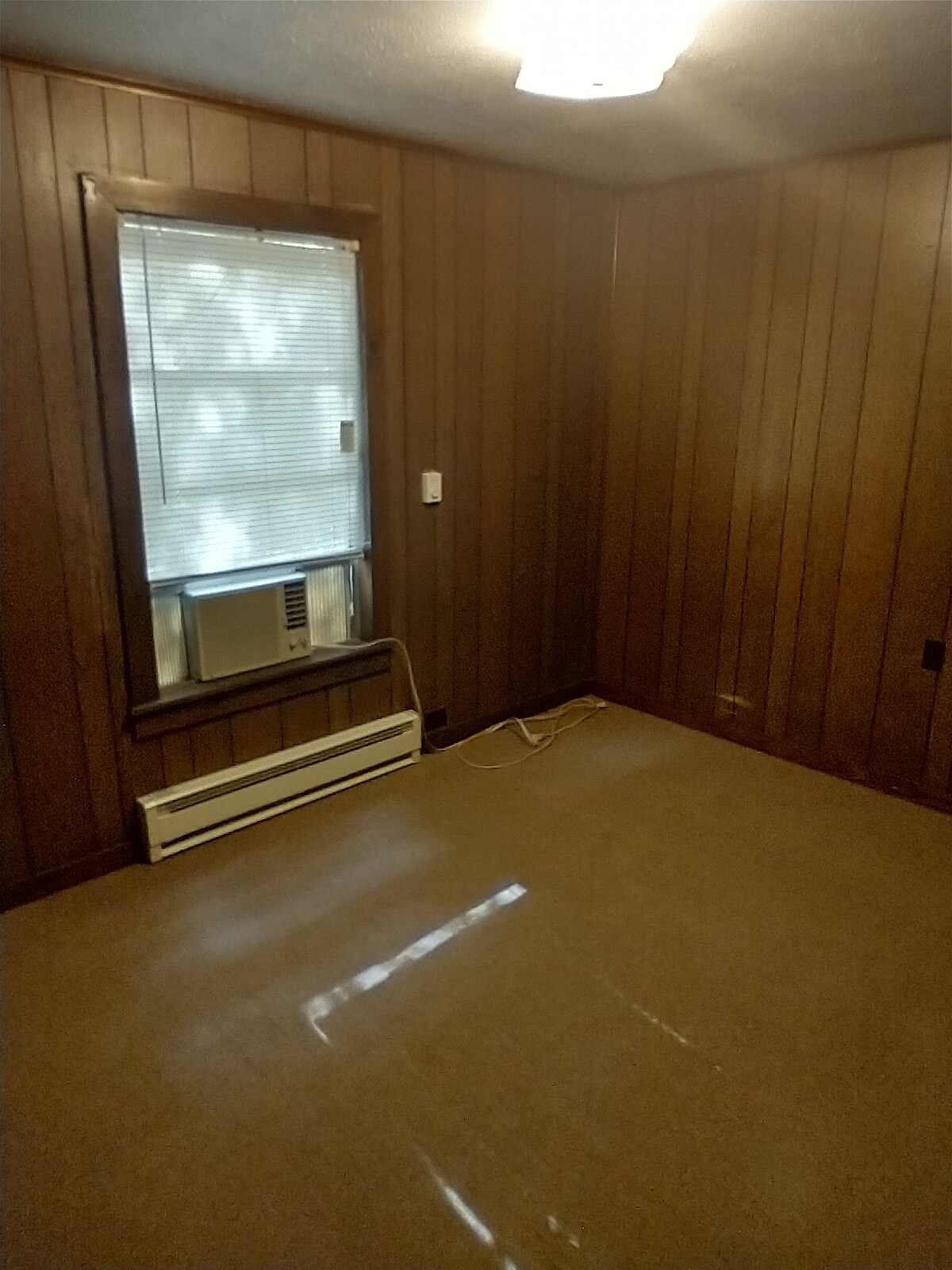 BR 1 - 235 N 25th St