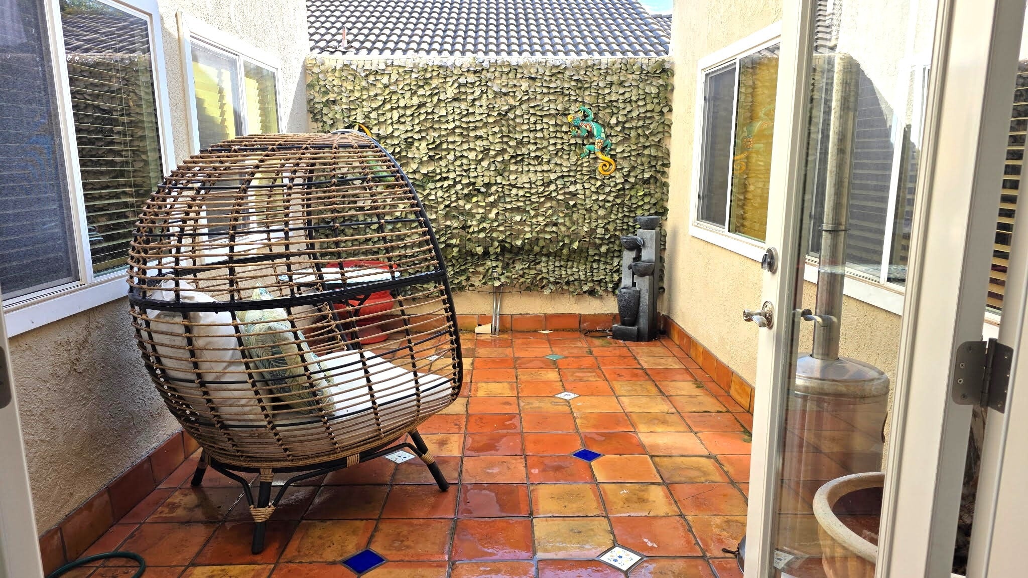 Building Photo - 21705 Cabrosa