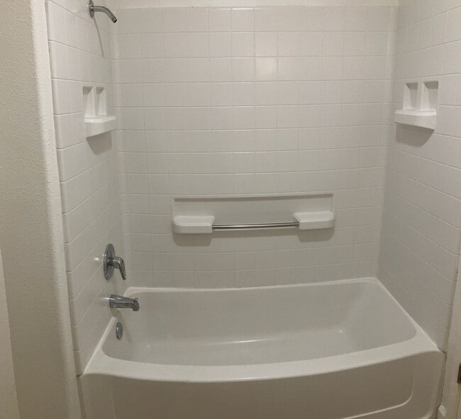 Building Photo - 5200 Dunham Ct