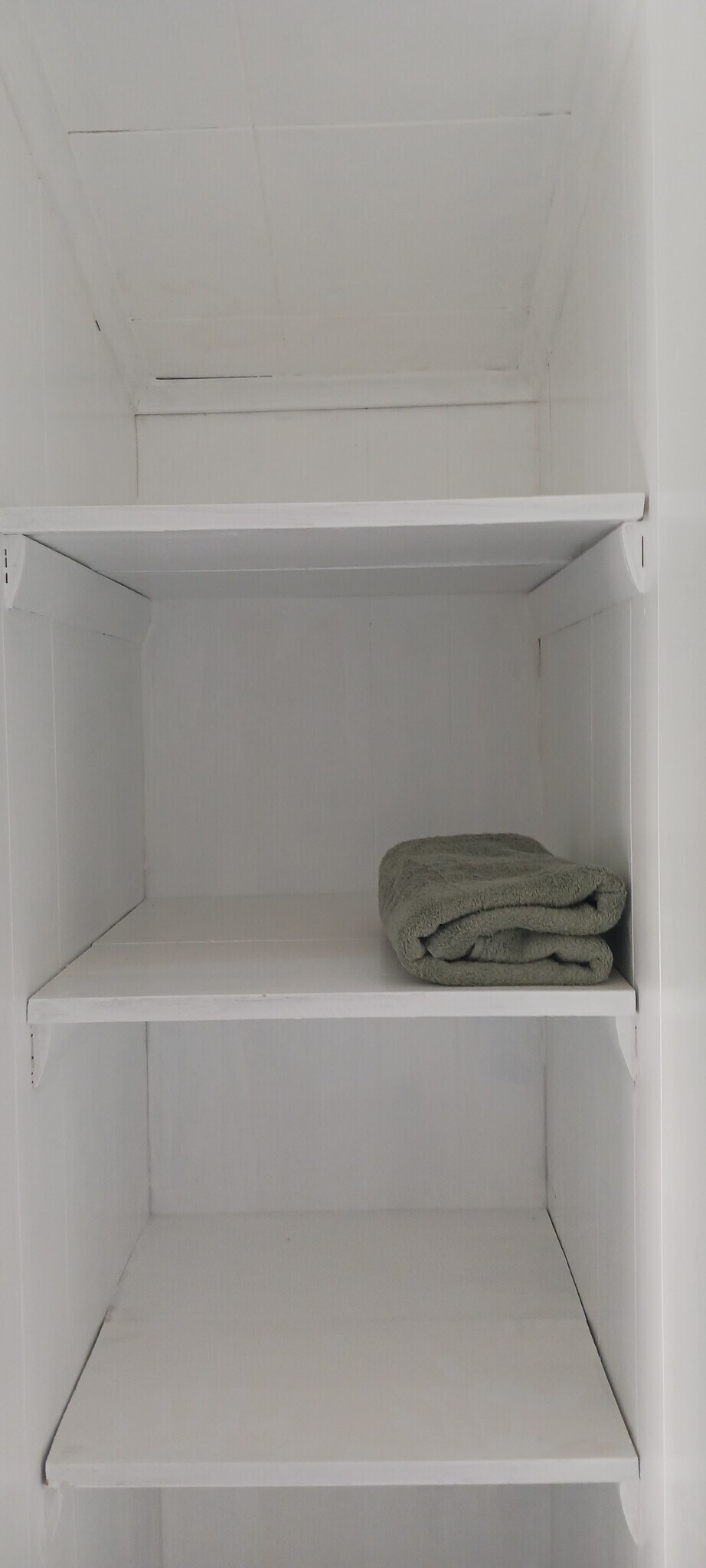 (2 Bedroom Apt) Bathroom Closet - 86 N Blettner Ave