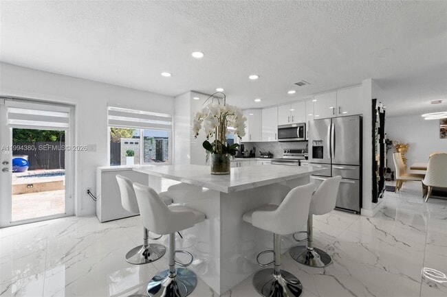 Building Photo - 15646 SW 97th Terrace