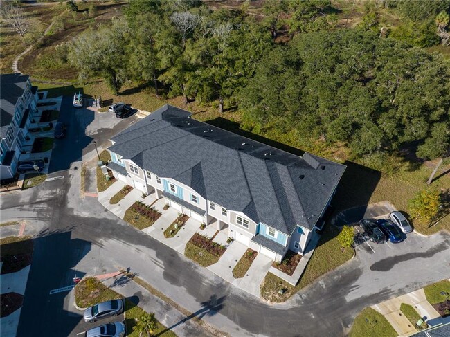 Building Photo - 704 NW 126th Terrace