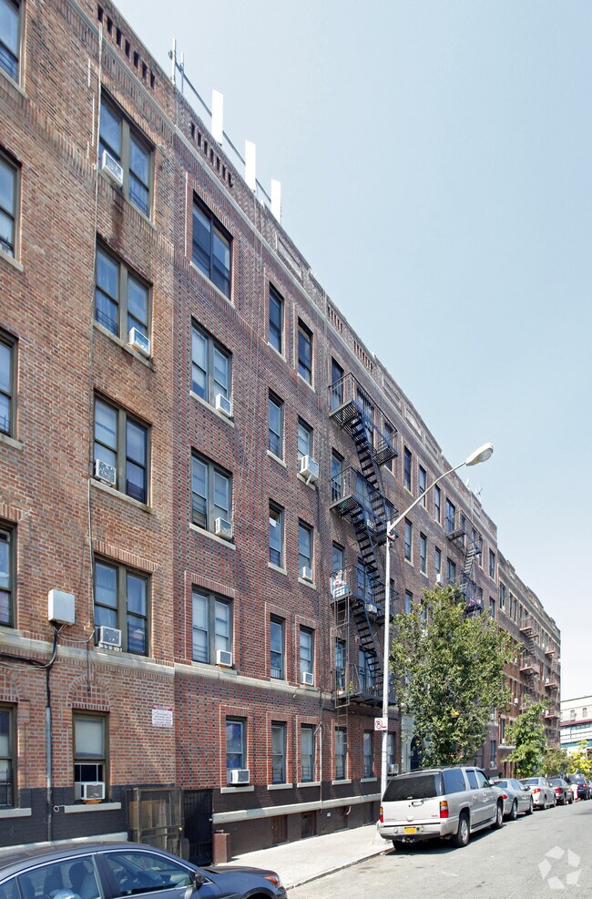 Primary Photo - 1161 Elder Ave