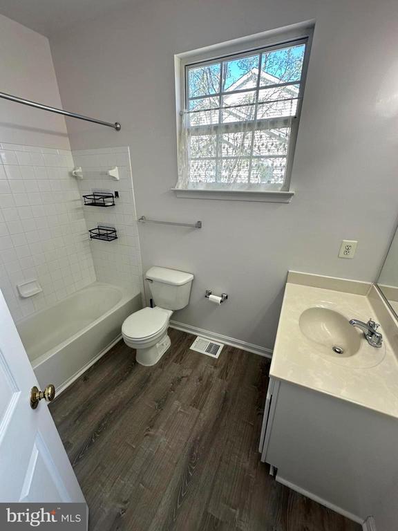Building Photo - 14226 Hampshire Hall Ct