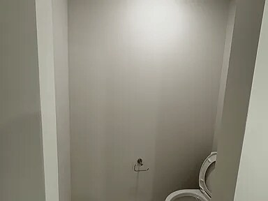 Building Photo - 11 Atkins Dr