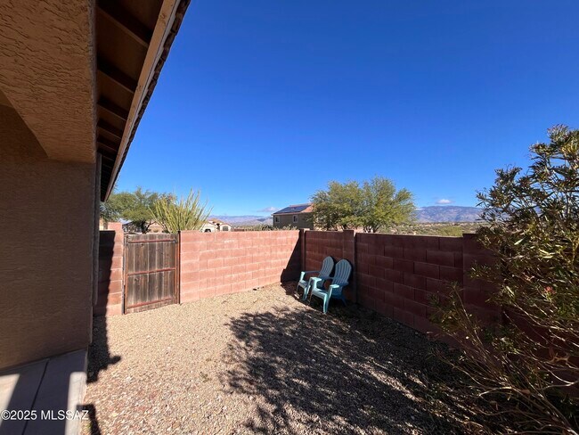 Building Photo - 13268 E Mesquite Flat Spring Dr