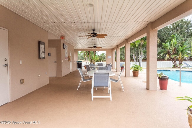 Building Photo - 1921 Muirfield Way SE