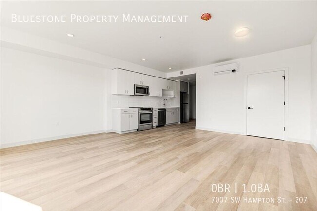 Building Photo - 7007 SW Hampton St