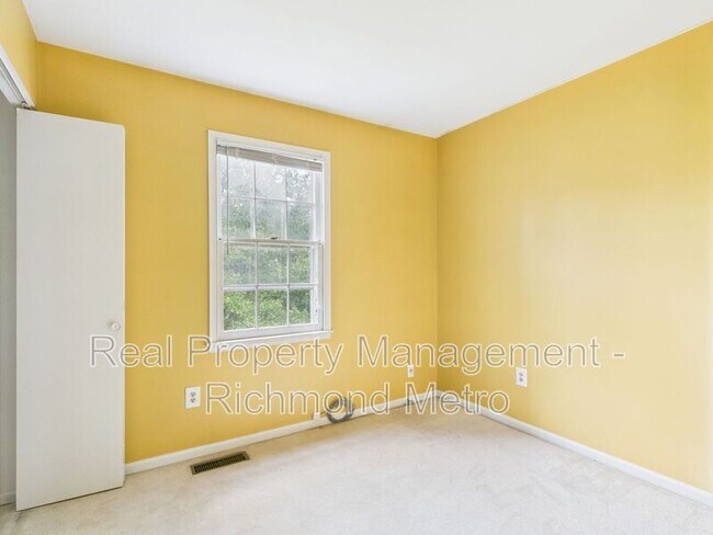 Building Photo - 1507 Skirmish Run Dr