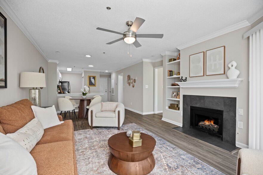 Building Photo - Northlake Apartments