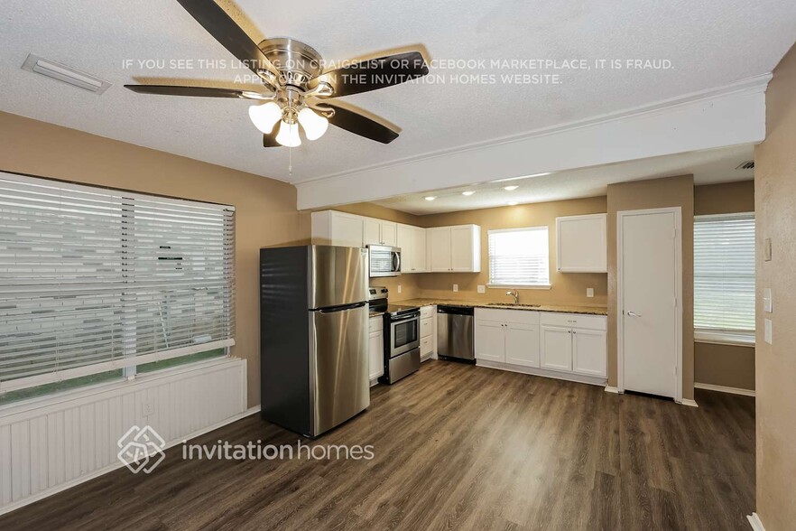 Building Photo - 1111 Brewer Dr