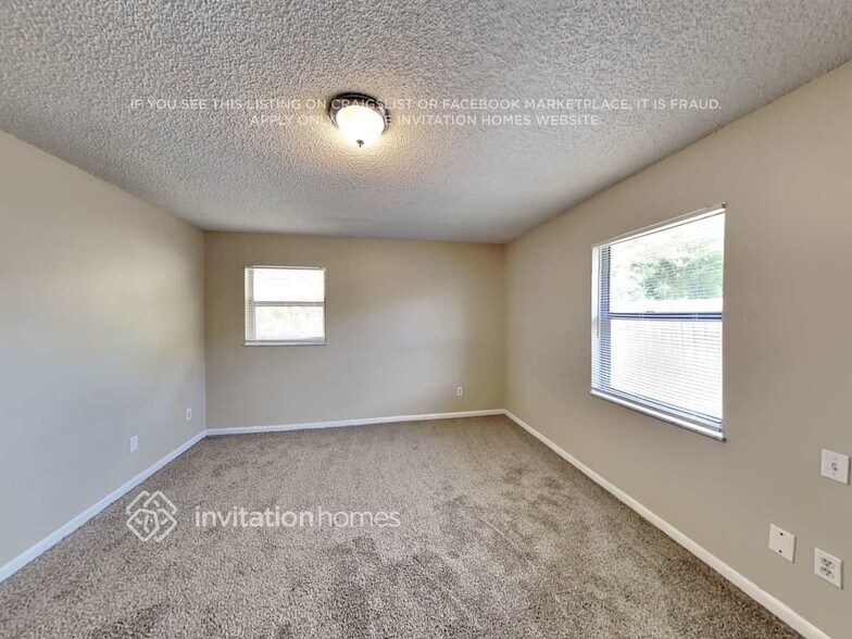 Building Photo - 1881 N Lake Eloise Dr