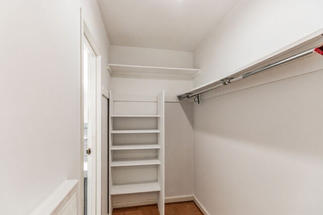 Building Photo - Light-filled studio in the prestigious Towers Condominium, nestled in the heart of Wesley Heights...