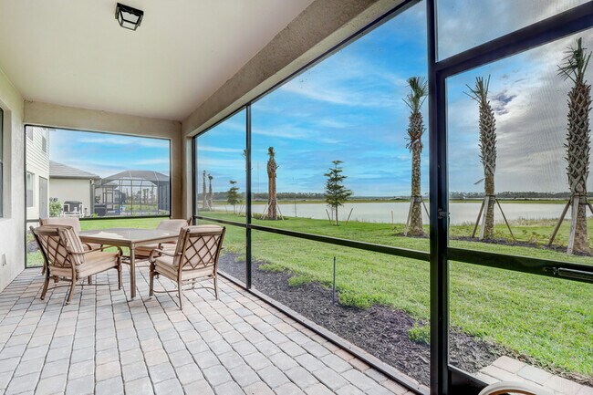 Building Photo - 18315 Ridgeline Dr