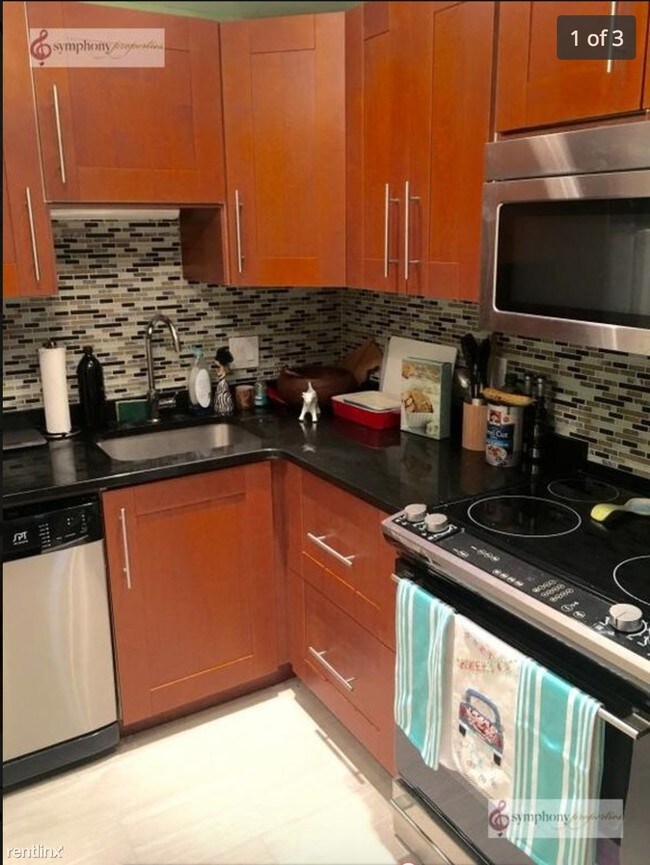 Primary Photo - 95 Gainsborough St