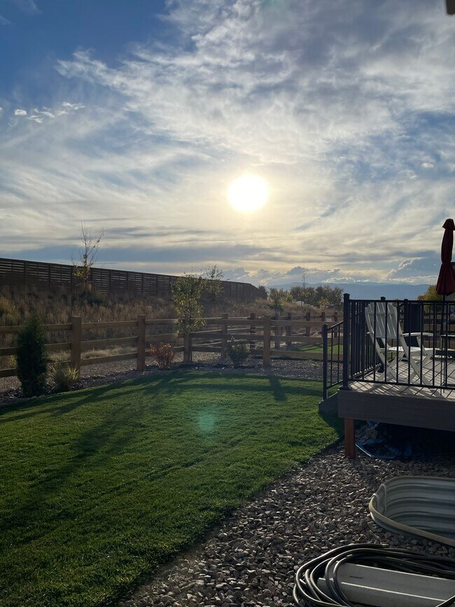 Building Photo - Stunner in North-East Fort Collins with 4-Bedrooms, 2.5 Bathrooms, and 2-Car Garage