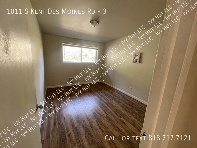 Building Photo - 1011 Kent Des Moines Rd