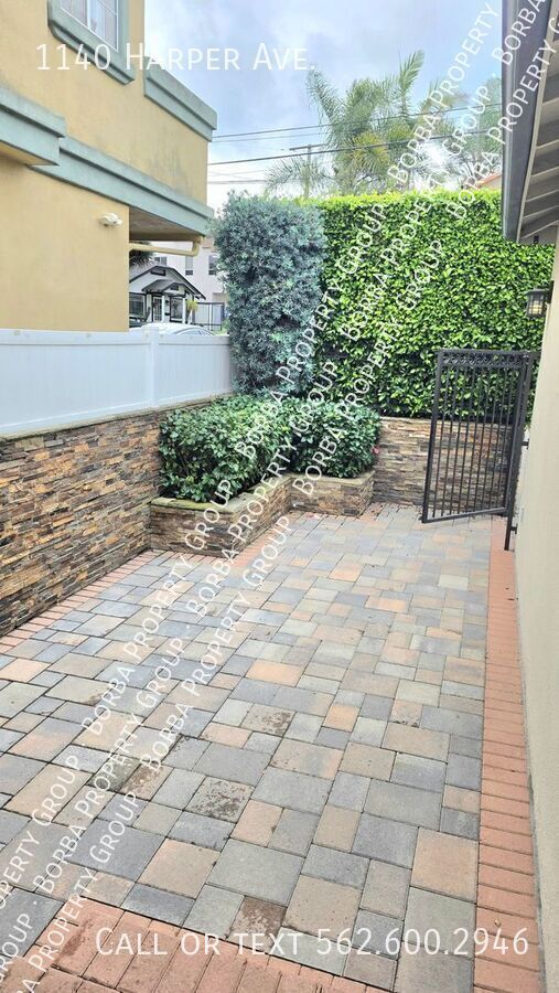 Building Photo - 1140 Harper Ave