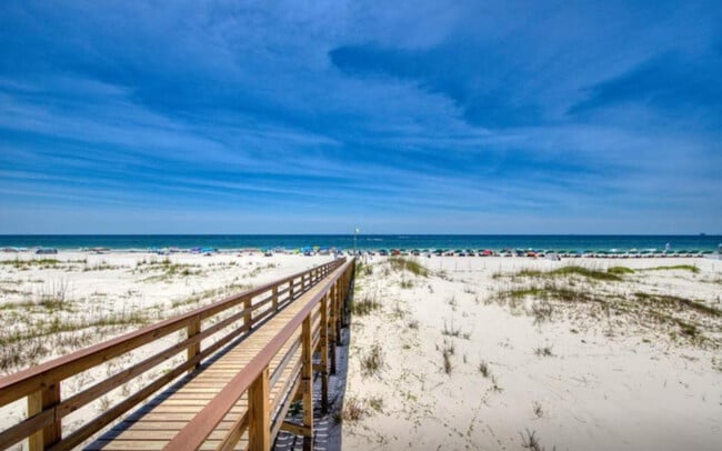 Building Photo - 497 Plantation Rd