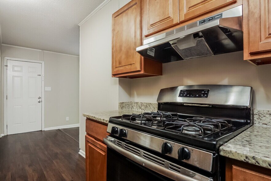 Building Photo - 40 Sunscape Dr