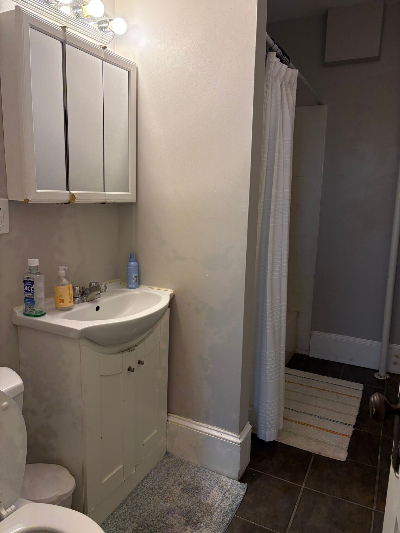 Building Photo - 1050 Commonwealth Ave