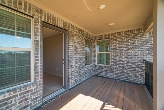 Building Photo - 8 Florentino Vine Pl