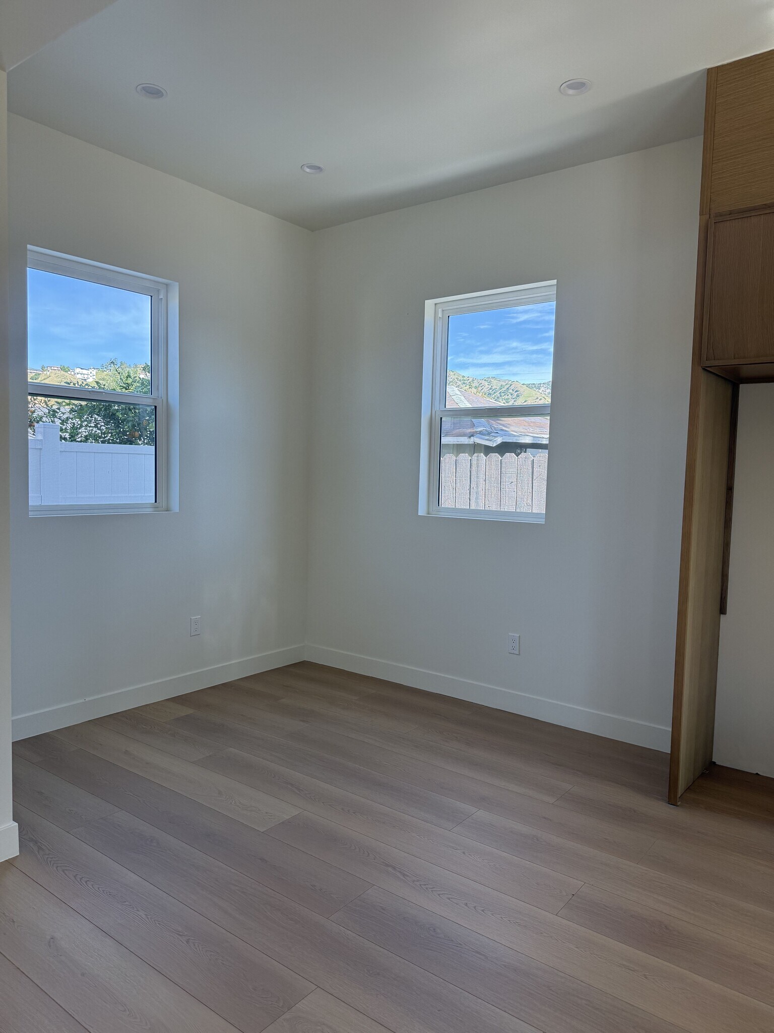 Building Photo - 7806 Ferncola Ave