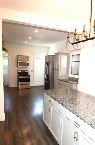 Building Photo - 120 S Court St