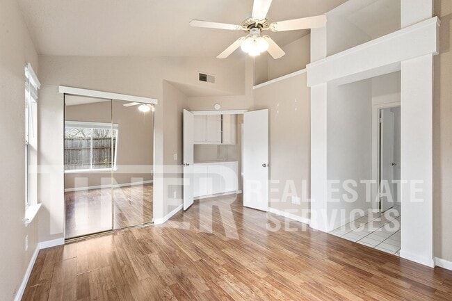 Building Photo - 9074 Concerto Ct