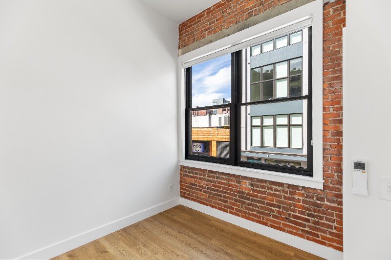 Building Photo - 101 Richmond St