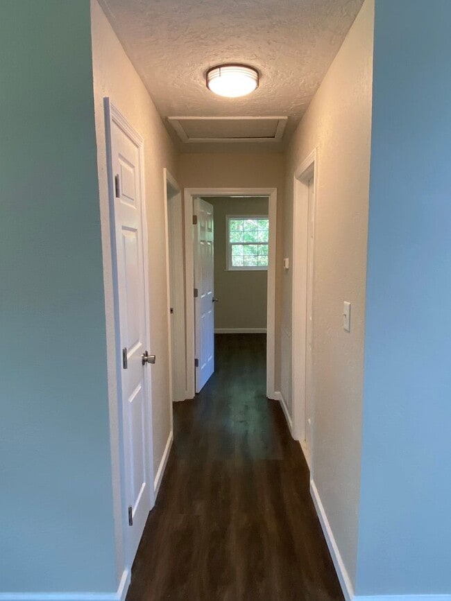 Building Photo - 3508 Choccolocco Rd
