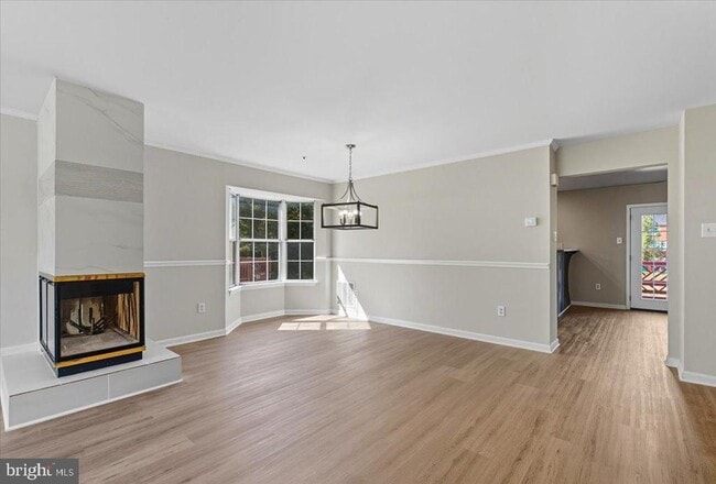 Building Photo - 9208 Fairlane Pl