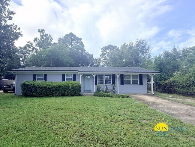 Building Photo - 234 Deluna Rd SW