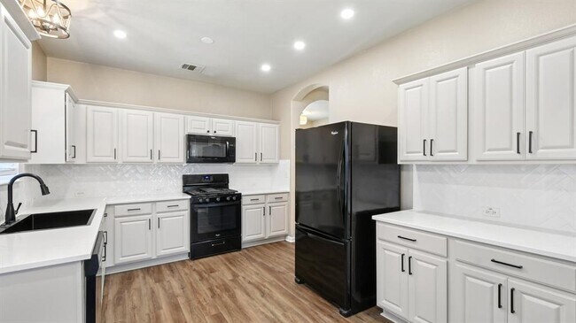 Building Photo - 3916 Bandice Ln
