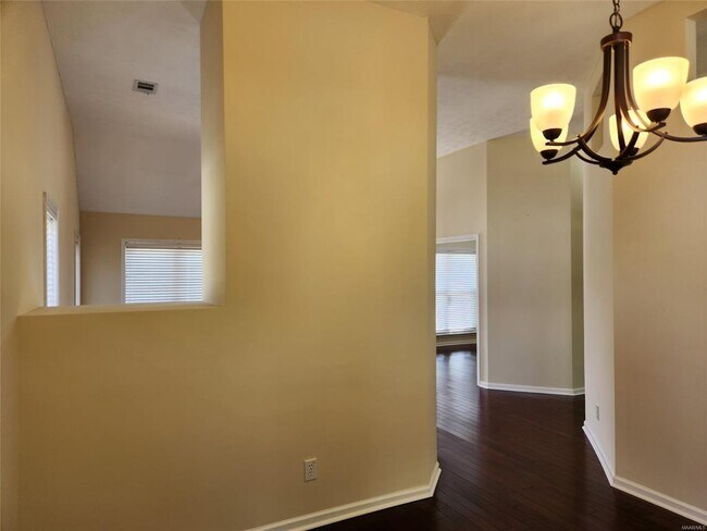 Building Photo - 742 Ryefield Ct