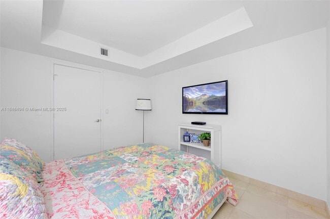 Building Photo - 150 Sunny Isles Blvd