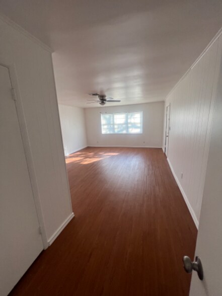 Building Photo - 2951 Moffett Ave