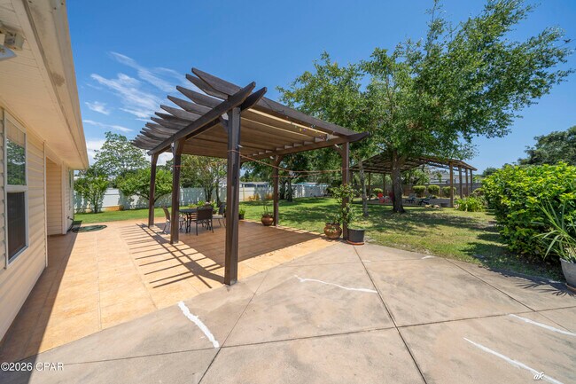 Building Photo - 420 Water Oak Cir
